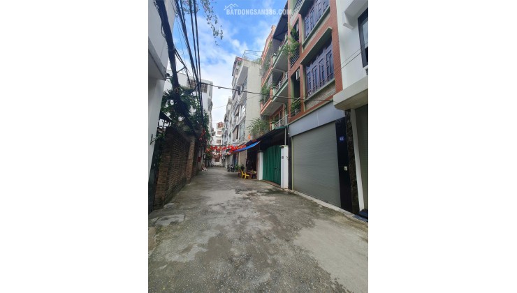 BÁN NHÀ PHƯỜNG ĐỊNH CÔNG, QUẬN HOÀNG MAI, Ô TÔ VÀO NHÀ 51M2 4 TẦNG 11,5 TỶ